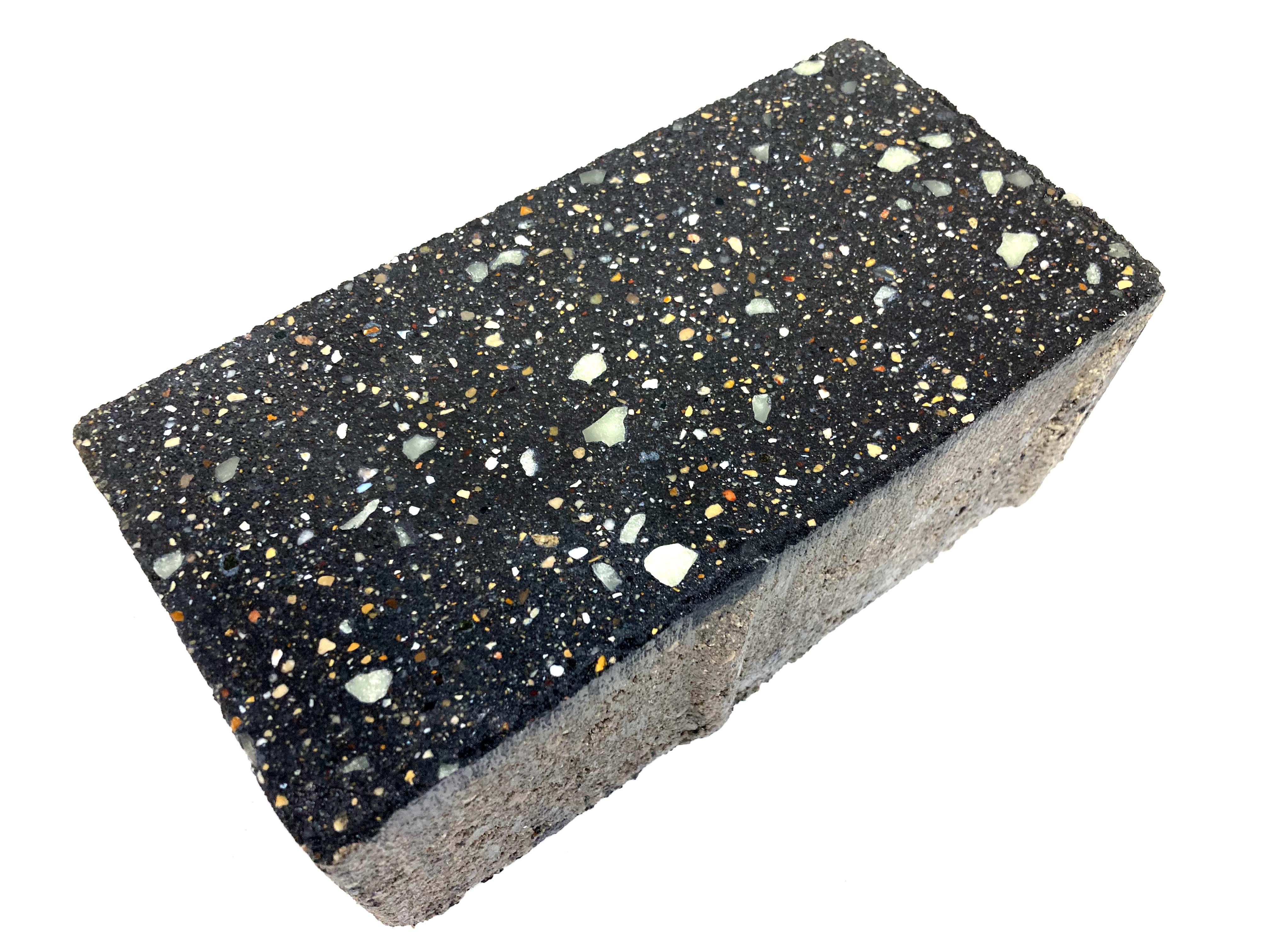 Holland Stone Pavers 4"x 8" 60mm
Midnight - Polished