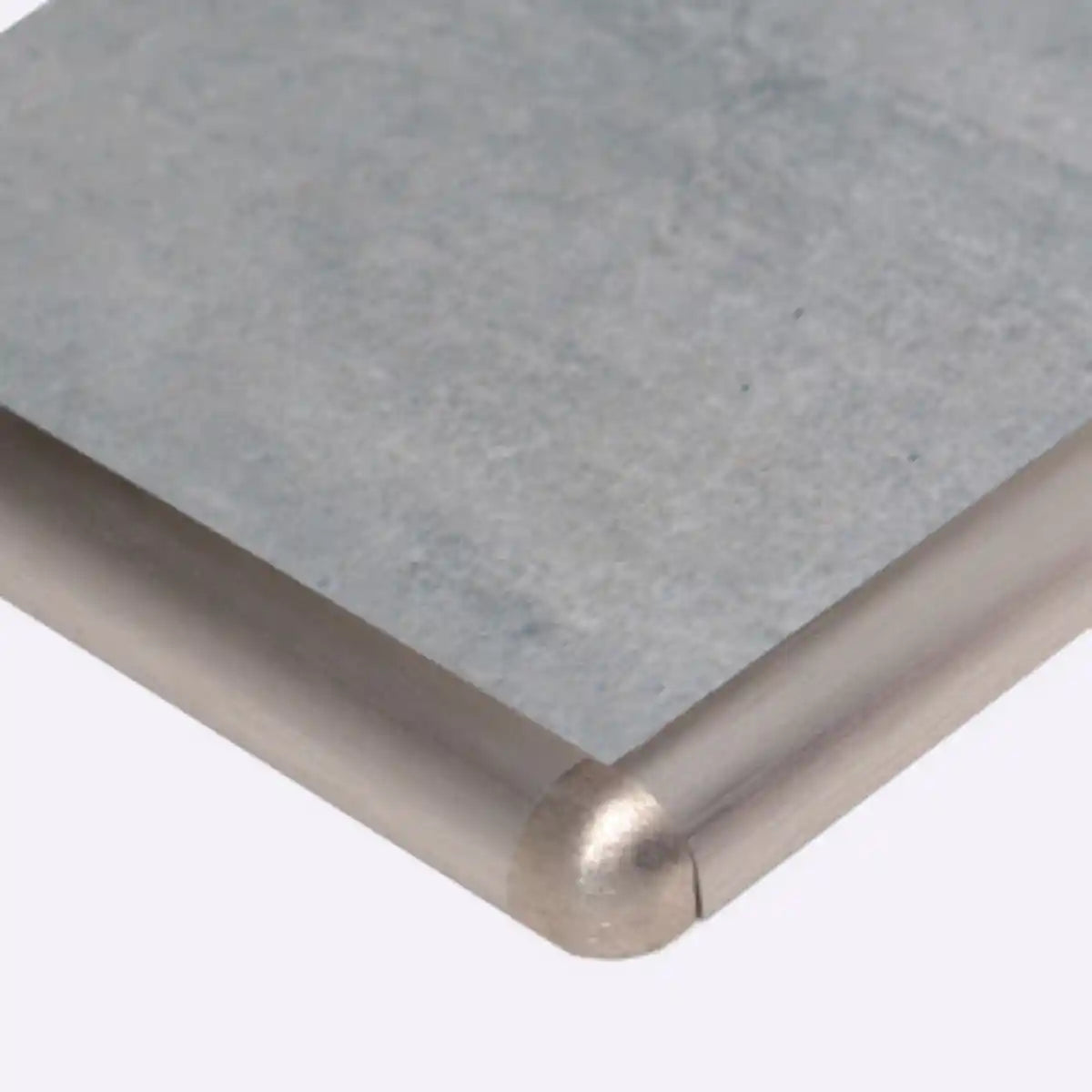 3/8 in Round Edge Outside Corner Dark Bronze trim by Resin Rock